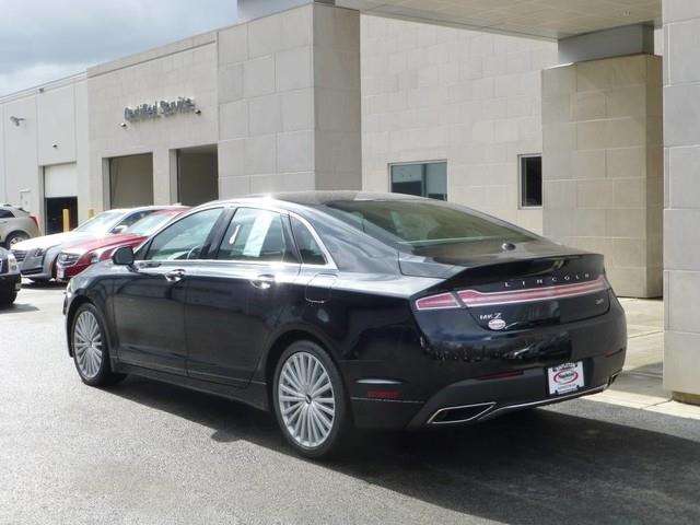 2017 Lincoln MKZ Reserve 4dr Sedan